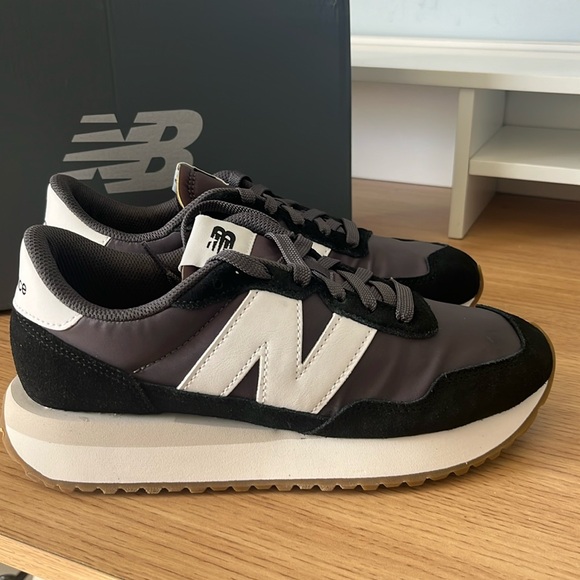 New Balance Shoes - New Balance Black and Gray Athletic Shoes